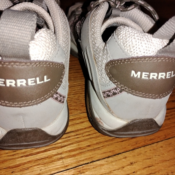 Walking/Hiking Sneakers - Picture 3 of 6